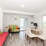 Timbar Apartment Grebastica