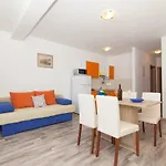 Apartment Timbar