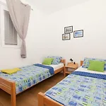 Apartment Timbar
