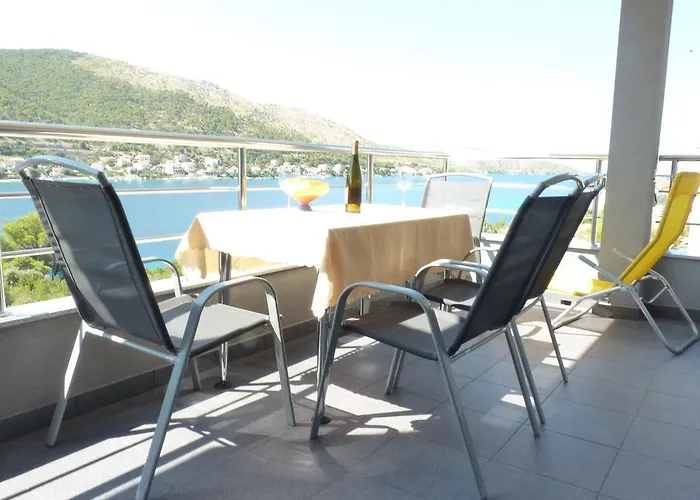 Timbar 公寓 Grebaštica